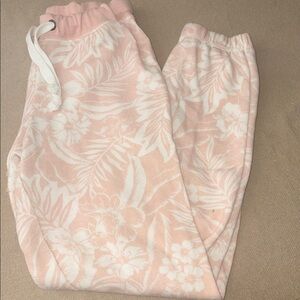 🌺 Ocean Drive by Vintage Havana cozy pink hibiscus tropical joggers only